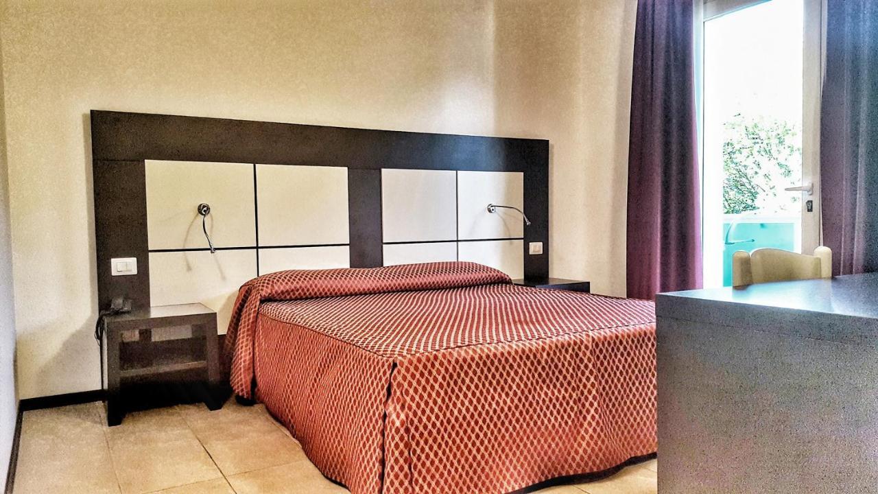 Hotel Alla Terrazza Bibione Exterior photo
